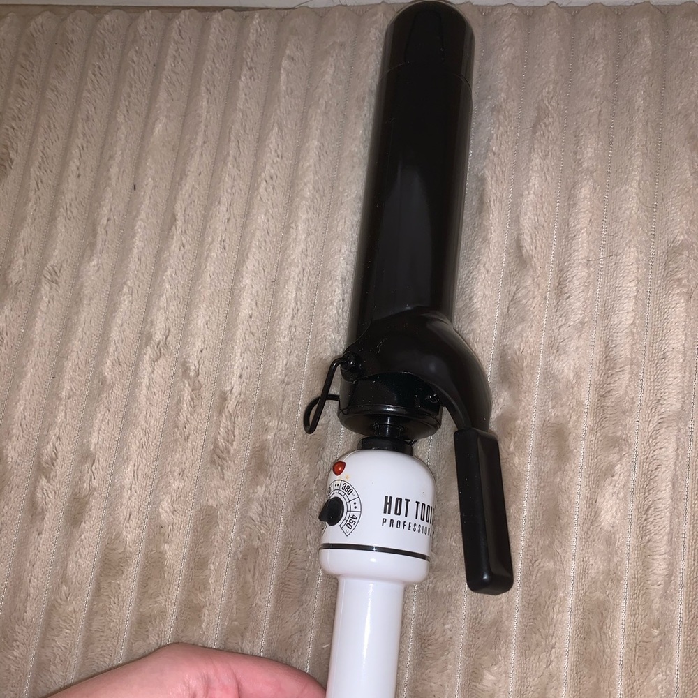 Hot Tools Curling Iron!